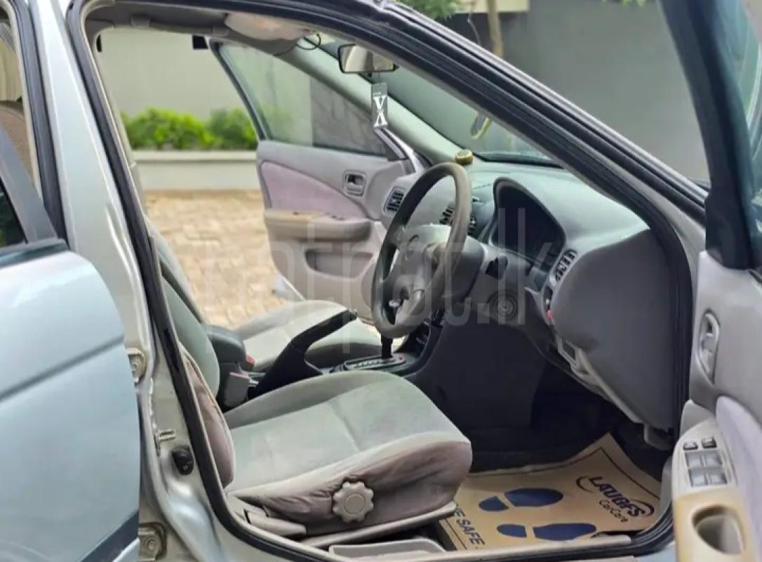Nissan Sunny 2000 - Used Car sale in Sri Lanka - patpat.lk