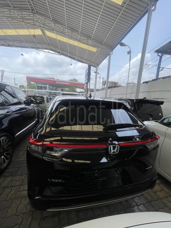 Honda Vezel 2023 - Reconditioned SUV sale in Sri Lanka - patpat.lk