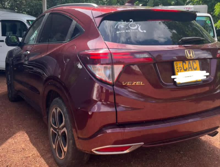 Honda Vezel 2015 - Used SUV sale in Sri Lanka - patpat.lk