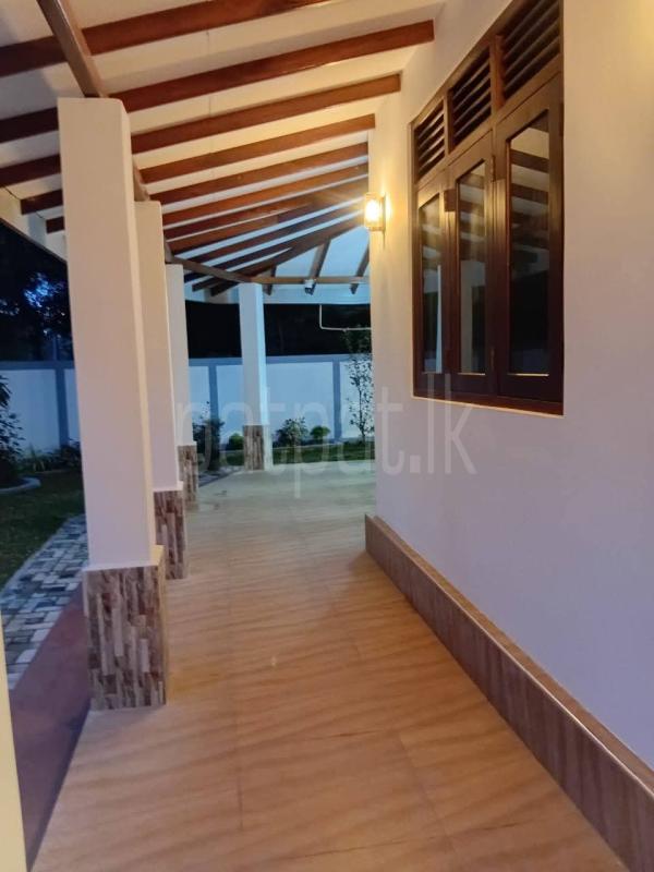 House for Sale in Naranwala