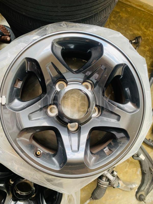 16 SIZE ALLOY WHEEL SET 2026 (JAPAN BRAND NEW) (LC76/79,hilux)
