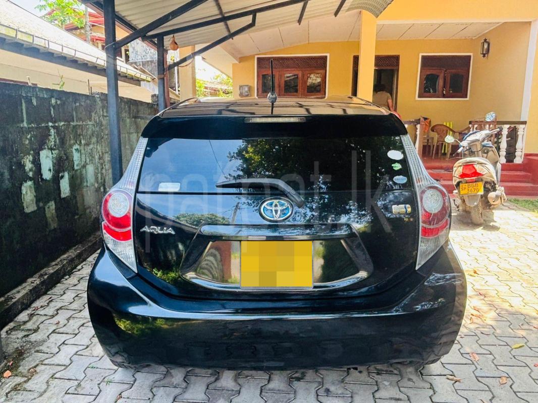 Toyota Aqua 2013 - Used Car sale in Sri Lanka - patpat.lk
