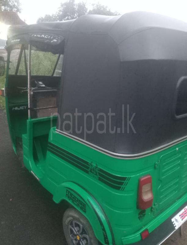Bajaj 2 stroke 2009 - භාවිතා කරන ලද ත්‍රිරෝද රථය sale in Sri Lanka - patpat.lk
