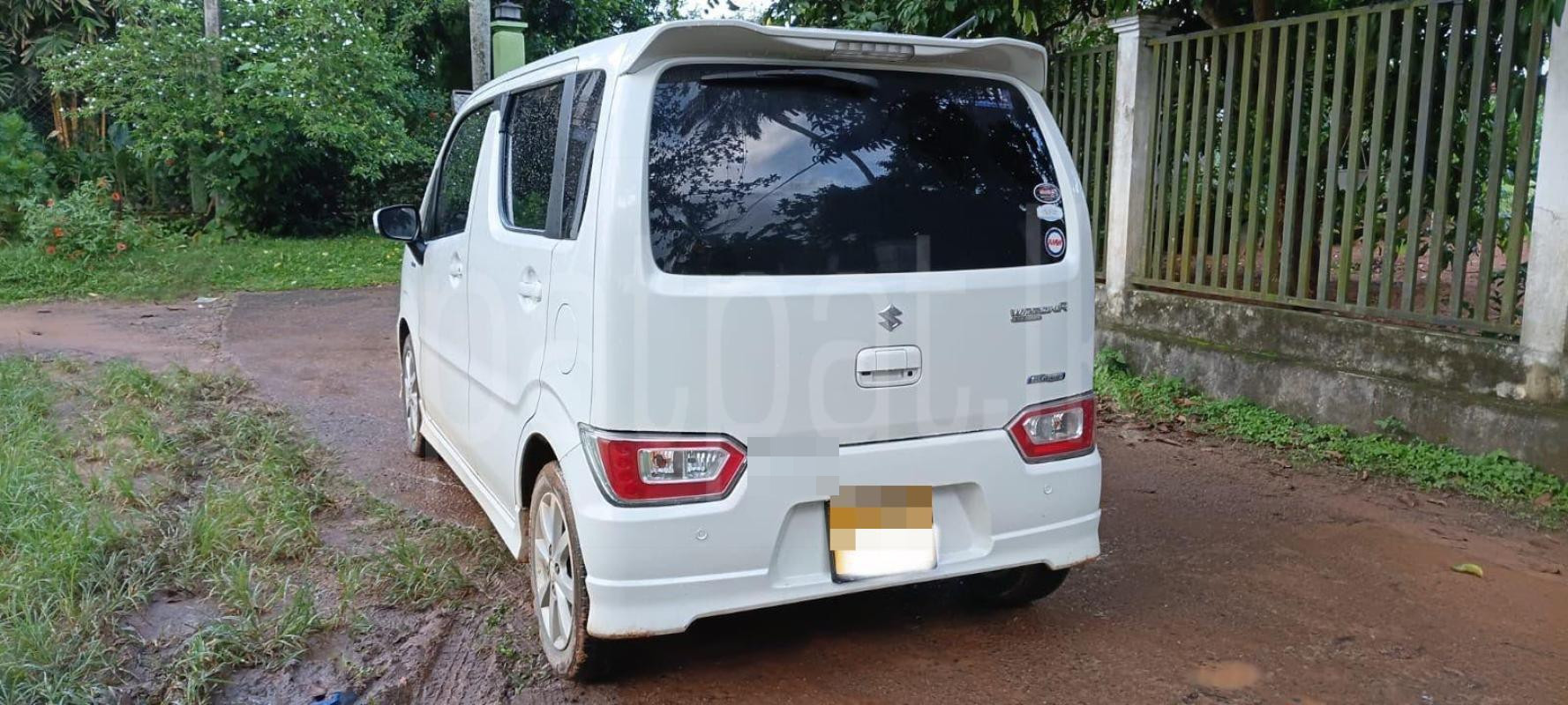 Suzuki Wagon R 2018 - பயன்படுத்தப்பட்டது கார் sale in Sri Lanka - patpat.lk