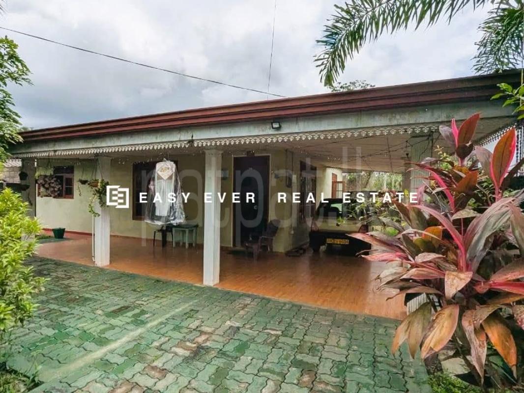 House for Sale in Weliveriya