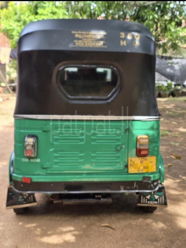 Bajaj Three Wheel 2012 - பயன்படுத்தப்பட்டது முச்சக்கர வண்டி sale in Sri Lanka - patpat.lk