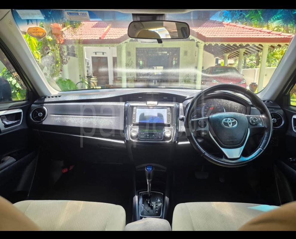 Toyota Axio 2015 - பயன்படுத்தப்பட்டது கார் sale in Sri Lanka - patpat.lk