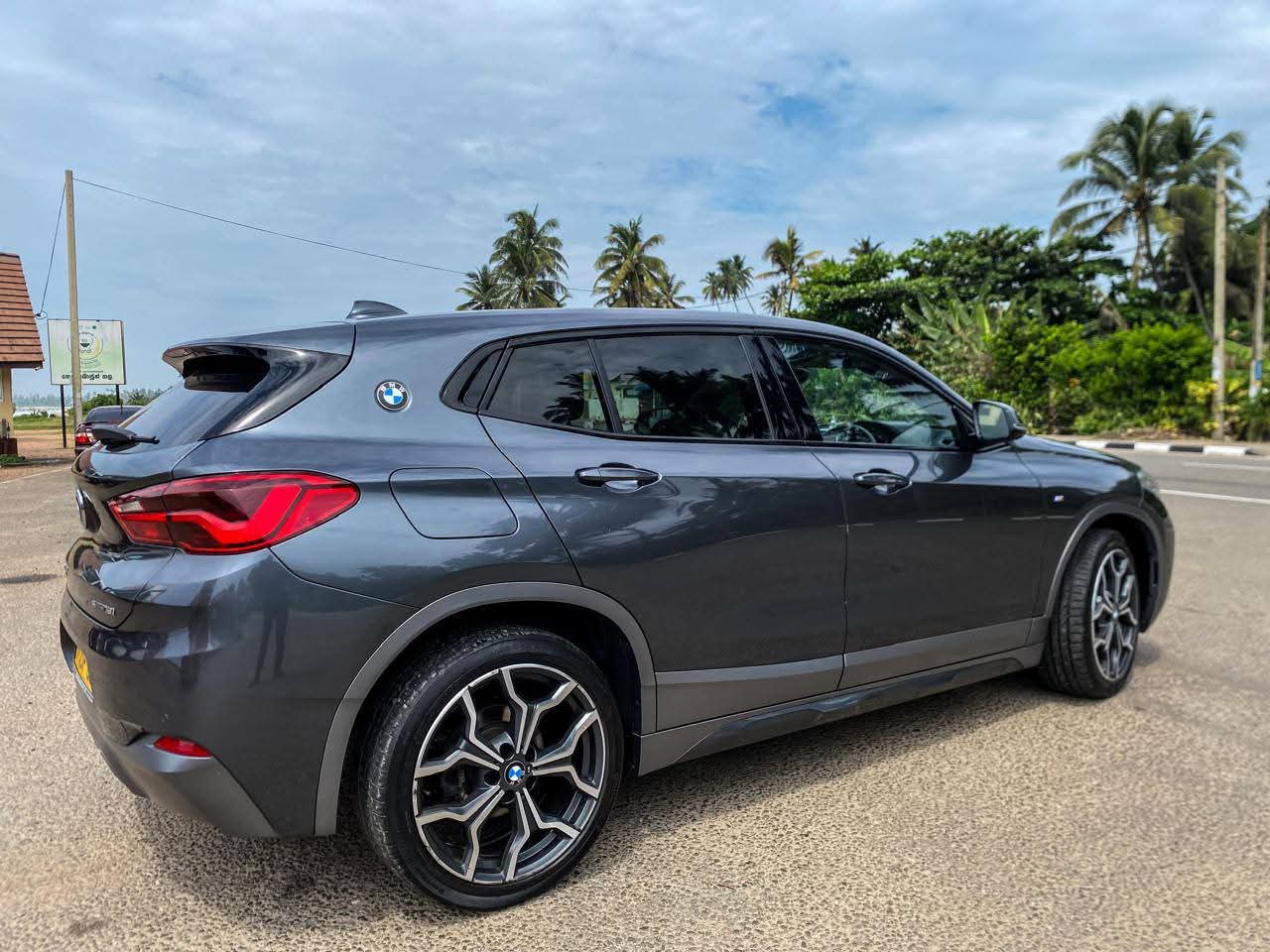 BMW X2 2018 - பயன்படுத்தப்பட்டது SUV sale in Sri Lanka - patpat.lk