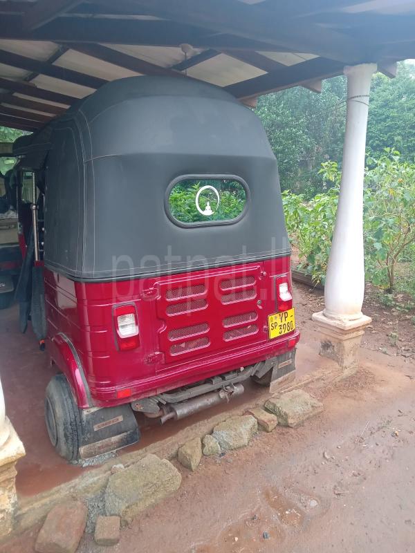 Bajaj 4 stroke 2011 - பயன்படுத்தப்பட்டது முச்சக்கர வண்டி sale in Sri Lanka - patpat.lk