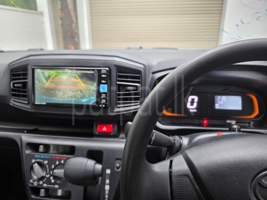 Advertisement image 4