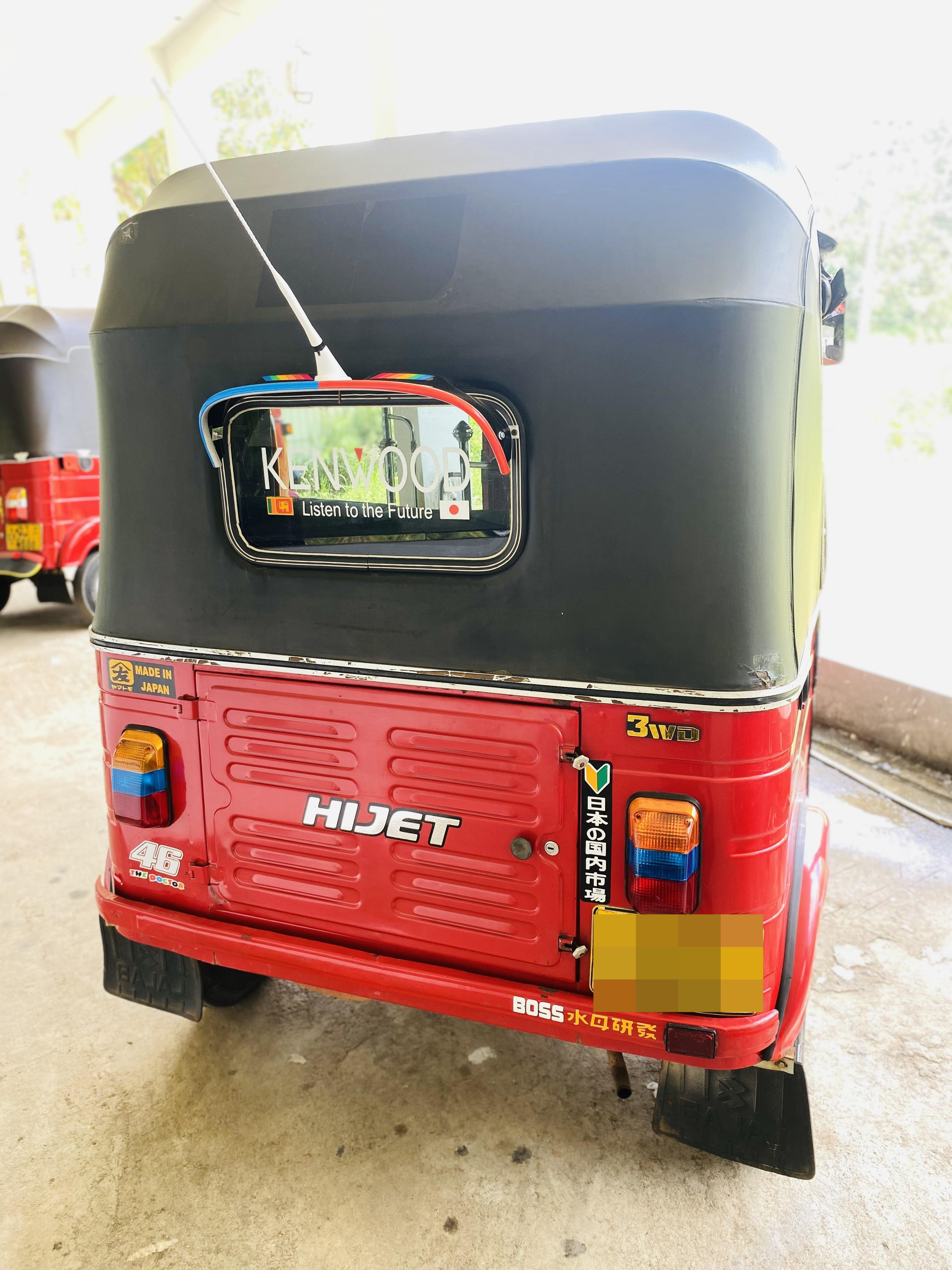 Bajaj Three Wheel 2006 - பயன்படுத்தப்பட்டது முச்சக்கர வண்டி sale in Sri Lanka - patpat.lk