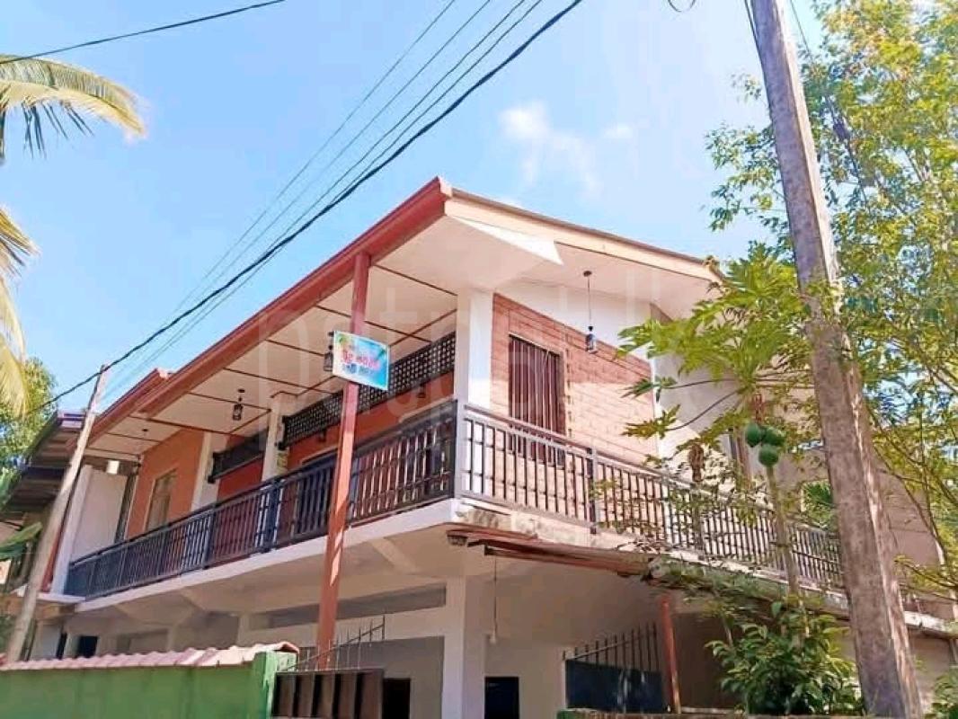 House for Sale in Menikhinna