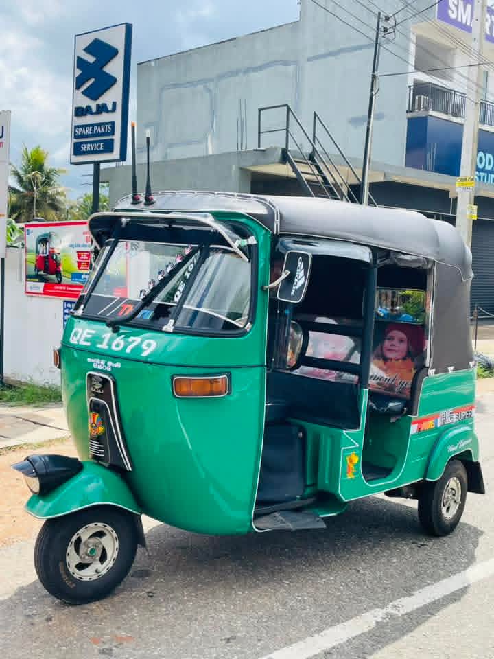 Bajaj 2 stroke 2006 - භාවිතා කරන ලද ත්‍රිරෝද රථය sale in Sri Lanka - patpat.lk