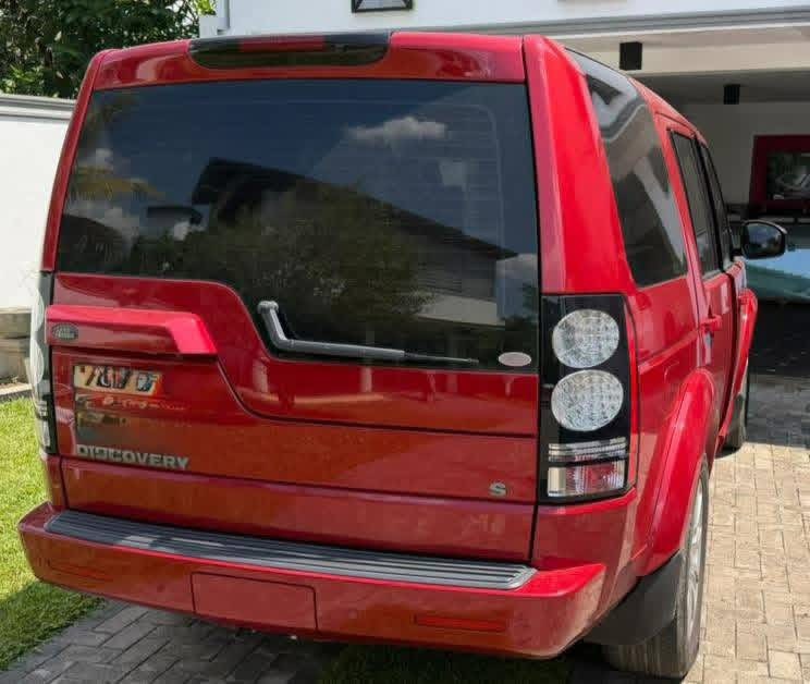 Land Rover Discovery 2015 - Used SUV sale in Sri Lanka - patpat.lk