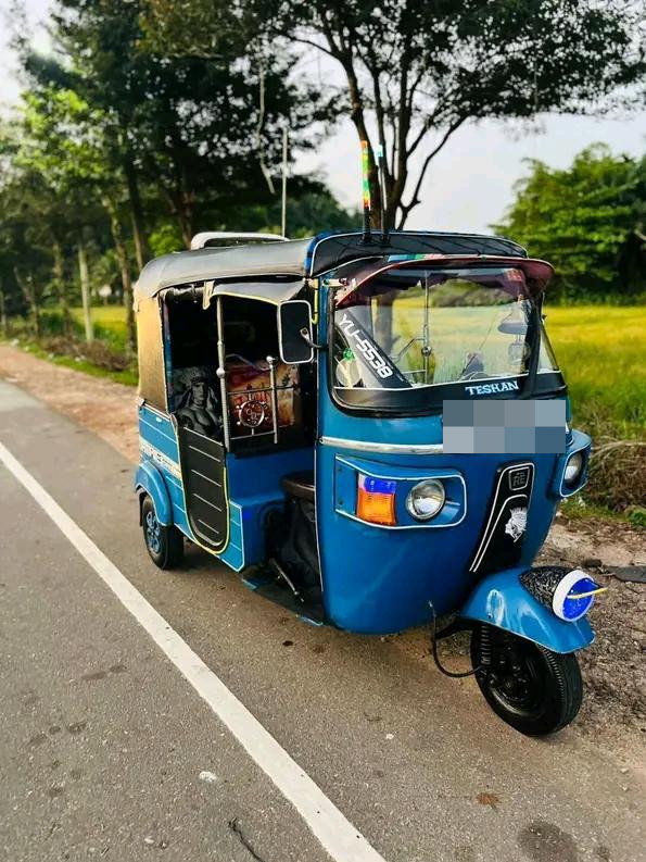 Bajaj Three Wheel 2011 - Used Three wheeler sale in Sri Lanka - patpat.lk