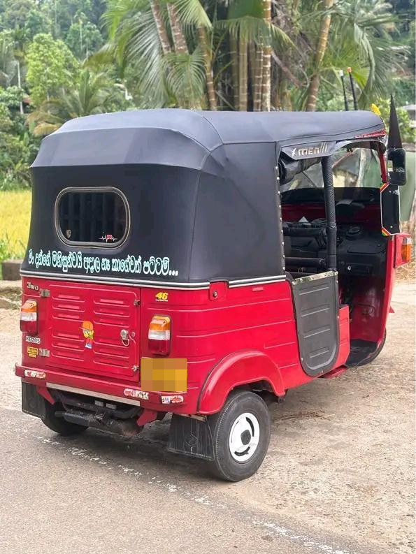 Bajaj Three Wheel 2011 - භාවිතා කරන ලද ත්‍රිරෝද රථය sale in Sri Lanka - patpat.lk