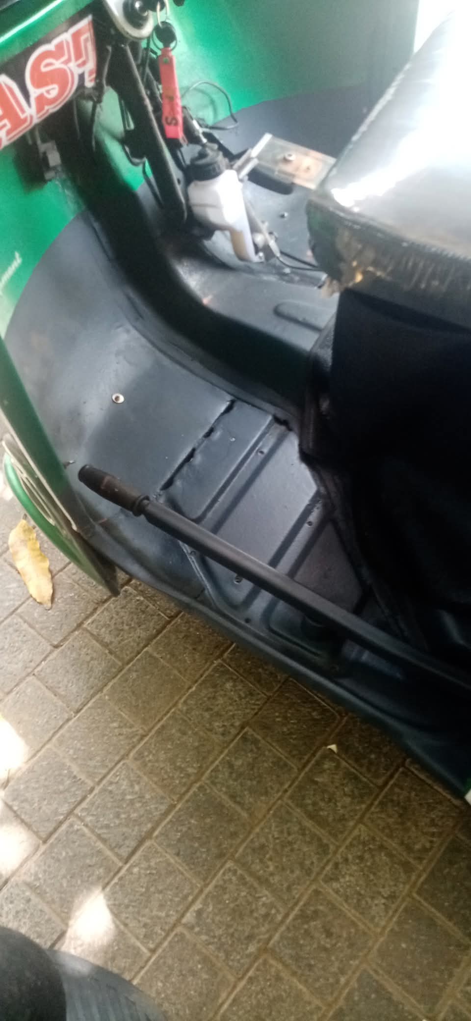 Bajaj Three Wheel 2005 - භාවිතා කරන ලද ත්‍රිරෝද රථය sale in Sri Lanka - patpat.lk