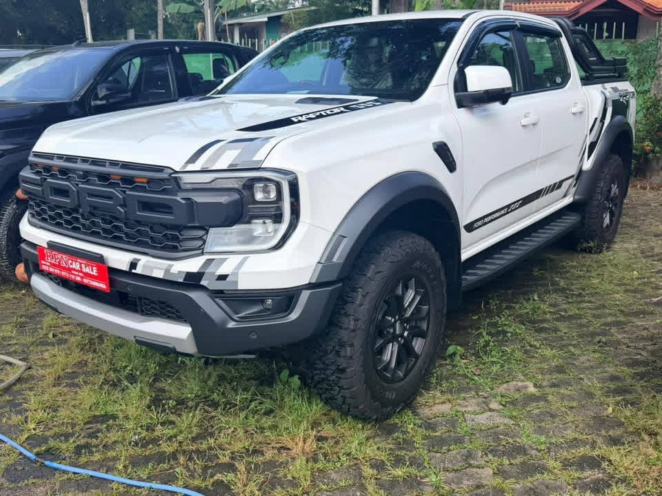 Ford Raptor 2025 ads-image-1
