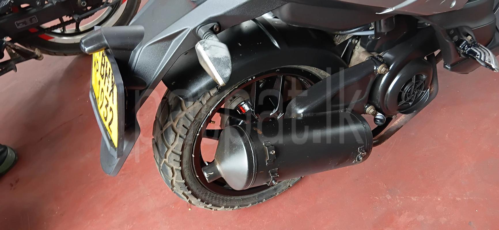 Aprilia SR 2018 - Reconditioned Bike sale in Sri Lanka - patpat.lk