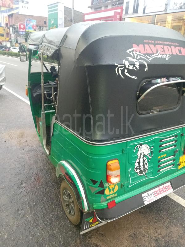 Bajaj Three Wheel 2010 - பயன்படுத்தப்பட்டது முச்சக்கர வண்டி sale in Sri Lanka - patpat.lk