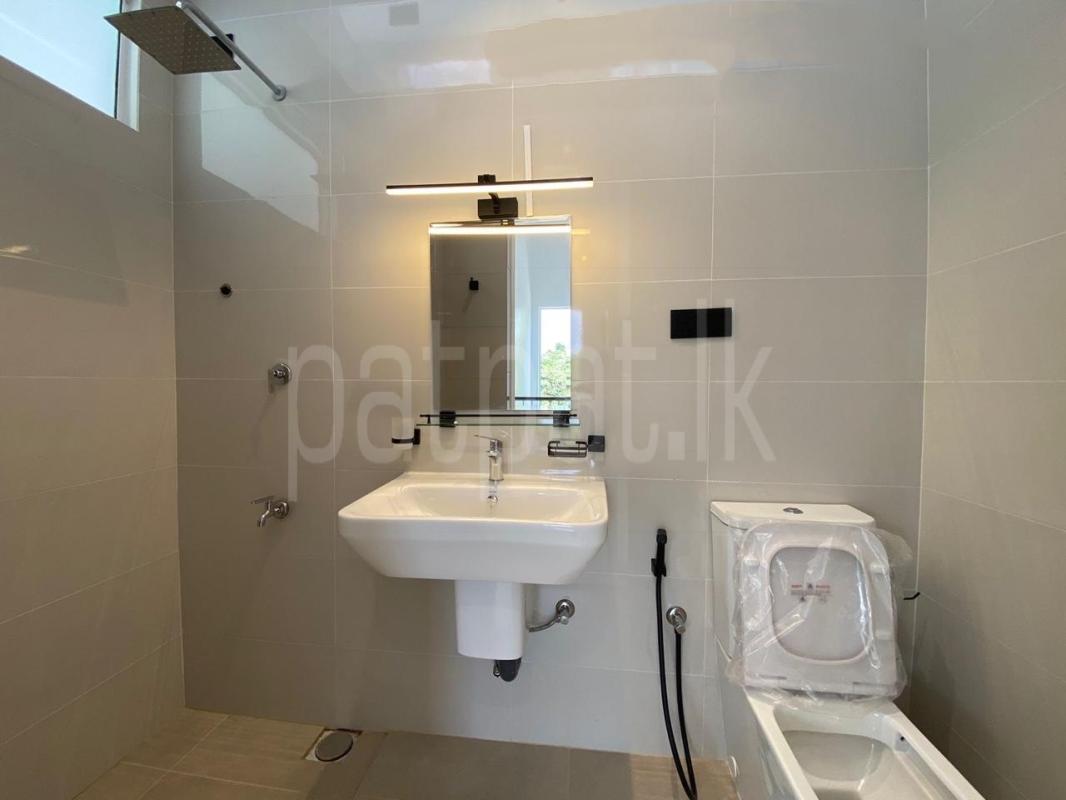 House for Sale in Homagama ads-image-1