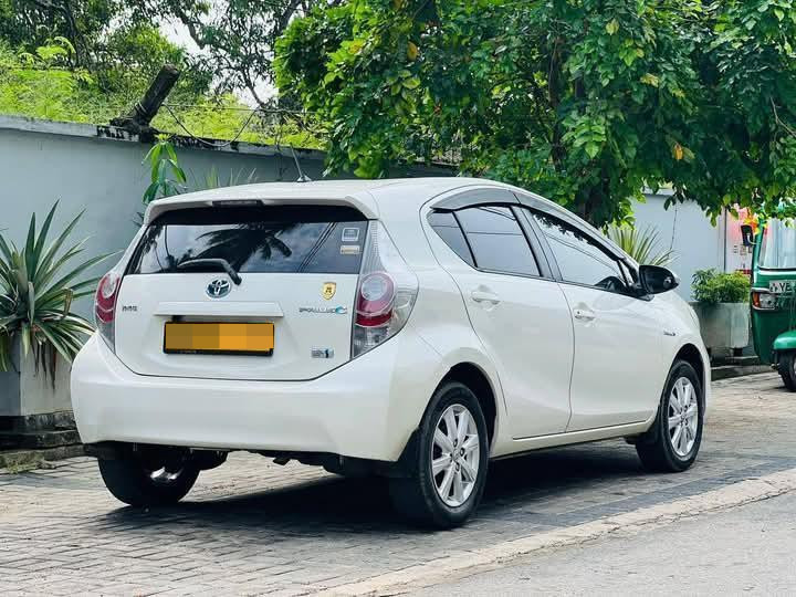 Toyota Aqua 2014 - பயன்படுத்தப்பட்டது கார் sale in Sri Lanka - patpat.lk