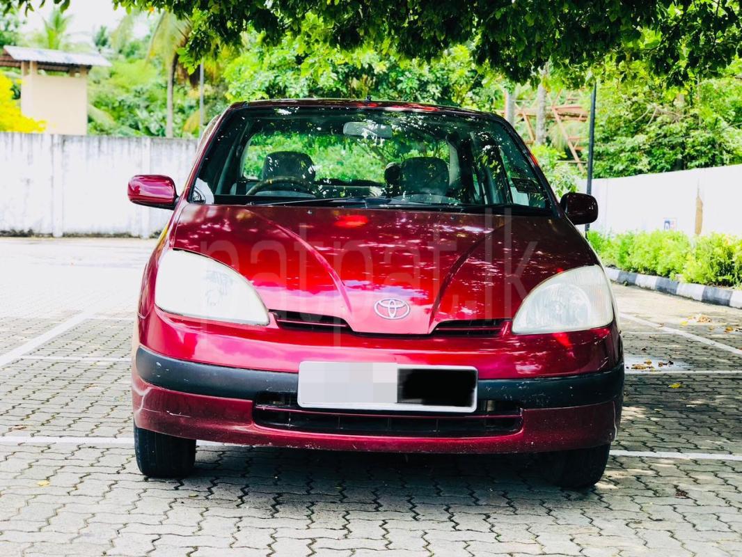 Toyota Prius 1998 - பயன்படுத்தப்பட்டது கார் sale in Sri Lanka - patpat.lk