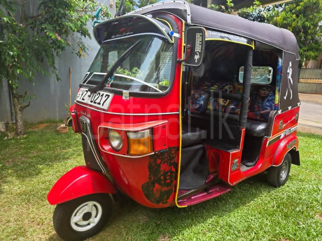 Bajaj 4 stroke 2012 - பயன்படுத்தப்பட்டது முச்சக்கர வண்டி sale in Sri Lanka - patpat.lk