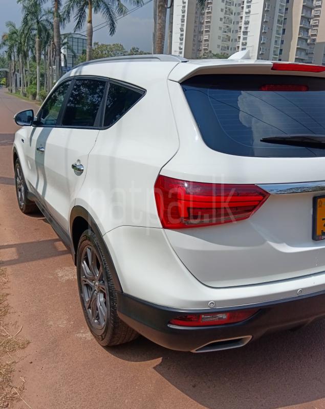 Advertisement image 3