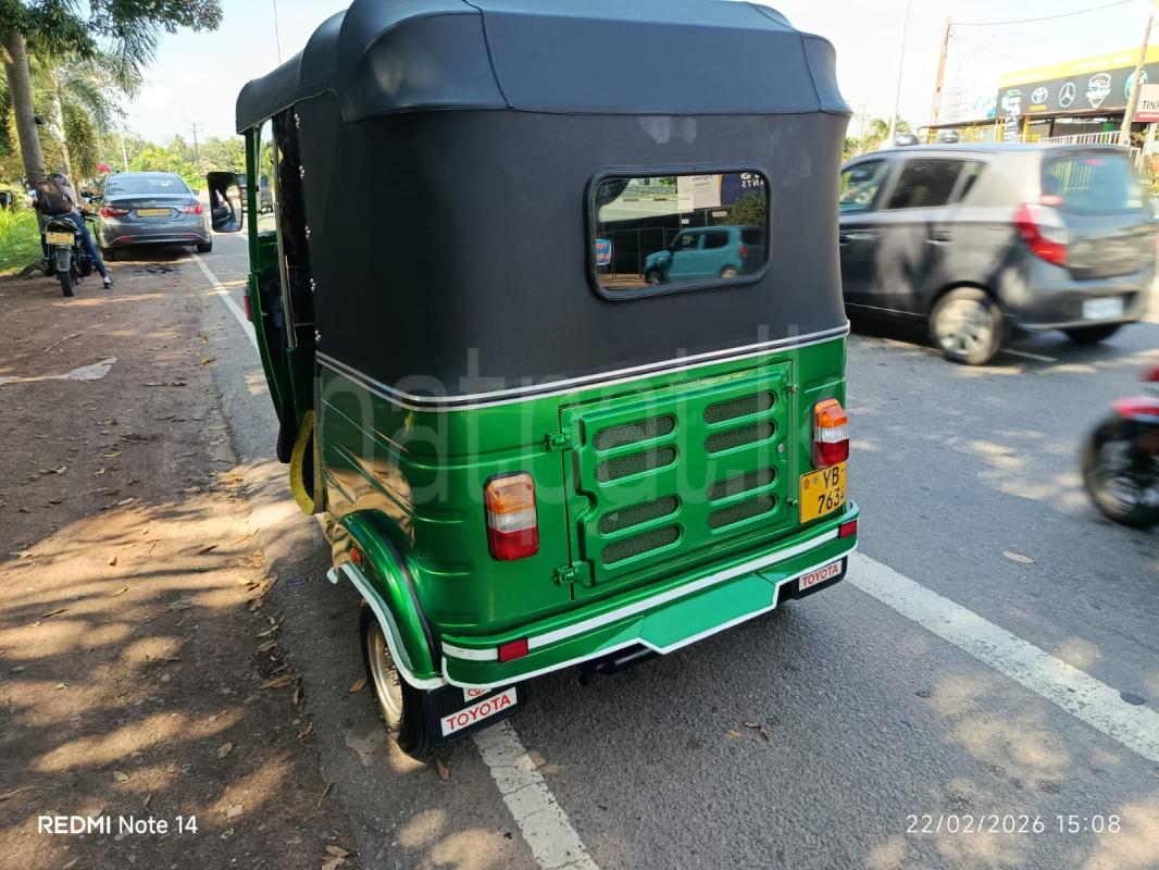 Bajaj Three Wheel 2010 - பயன்படுத்தப்பட்டது முச்சக்கர வண்டி sale in Sri Lanka - patpat.lk