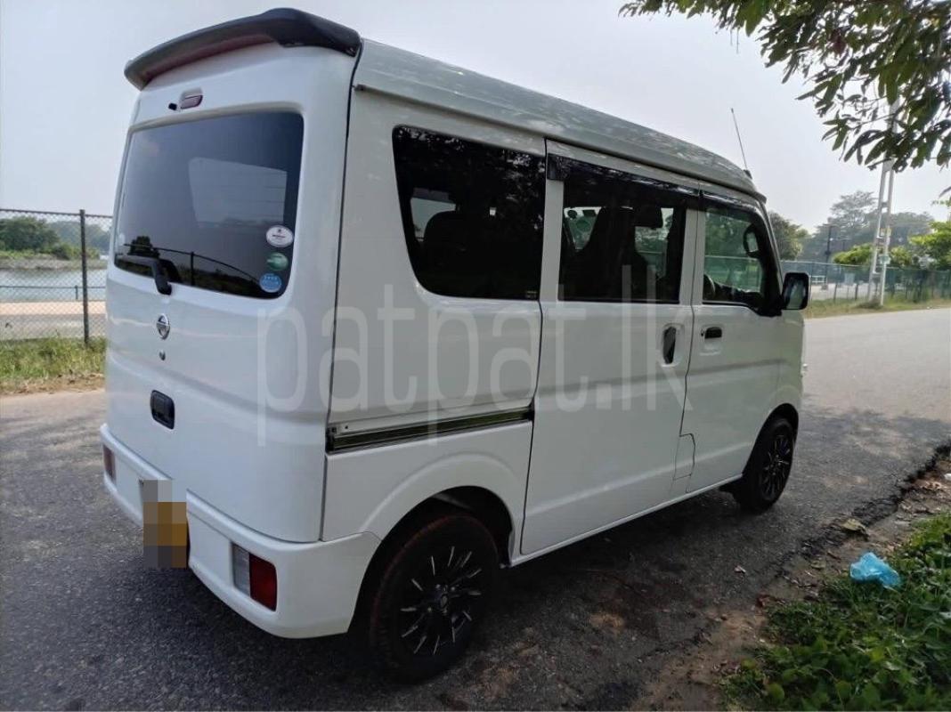 Advertisement image 6