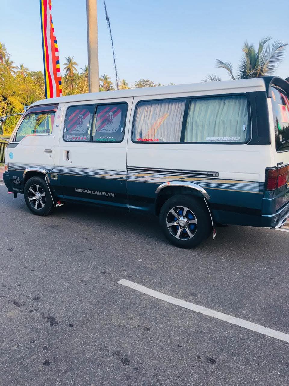 Nissan Caravan 1995 ads-image-1