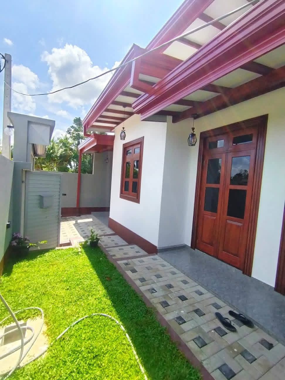 House for Sale in Kiriwattuduwa
