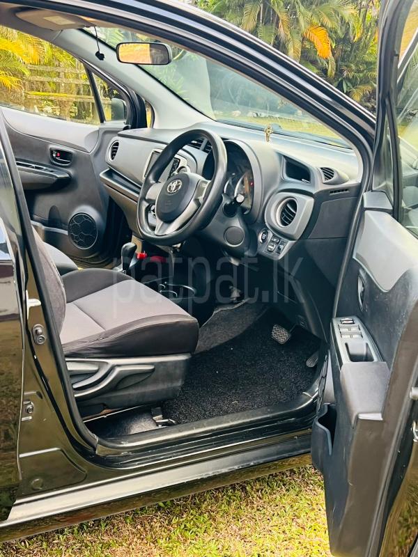 Toyota Vitz 2013 - பயன்படுத்தப்பட்டது கார் sale in Sri Lanka - patpat.lk