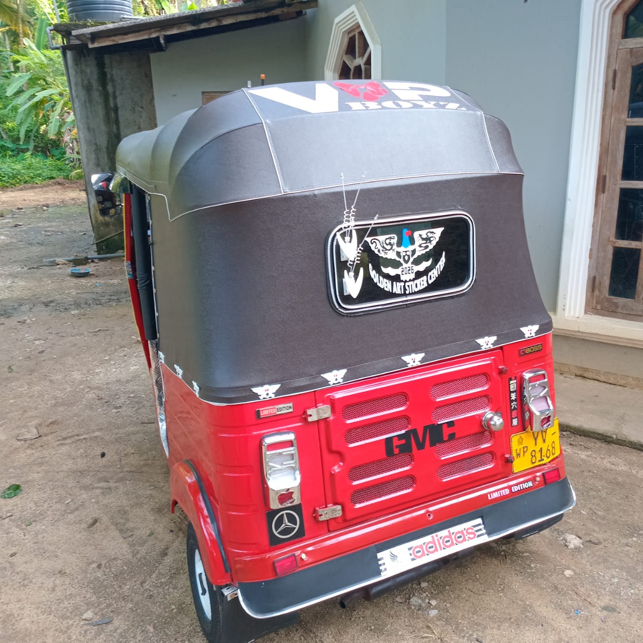 Bajaj Three Wheel 2011 - பயன்படுத்தப்பட்டது முச்சக்கர வண்டி sale in Sri Lanka - patpat.lk