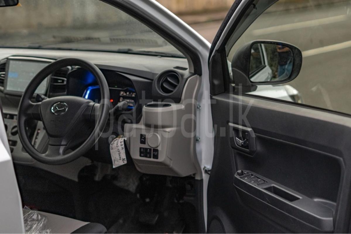 Advertisement image 4