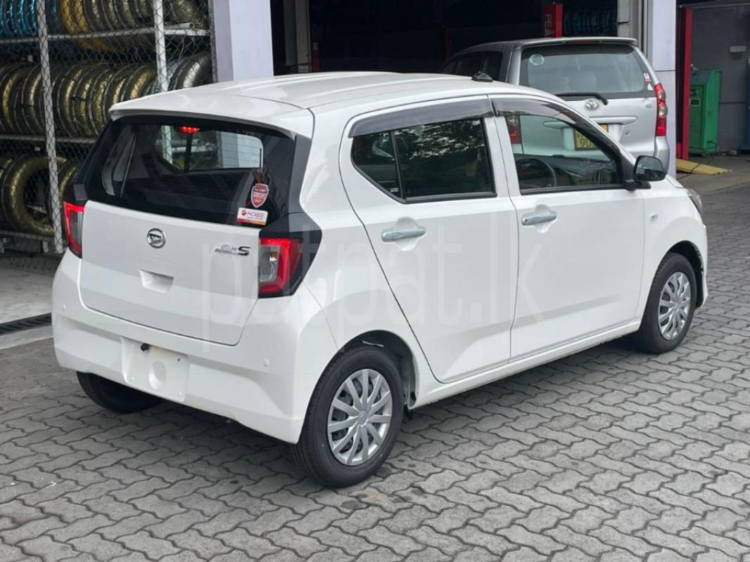 Advertisement image 5