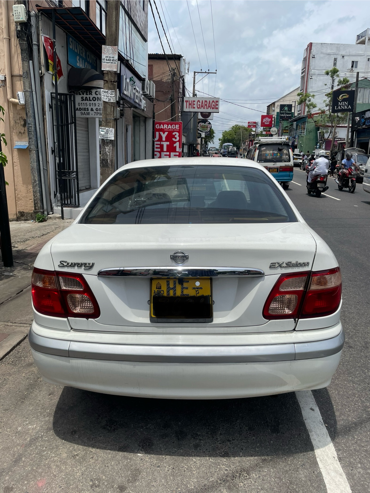 Nissan Sunny 2002 - Used Car sale in Sri Lanka - patpat.lk