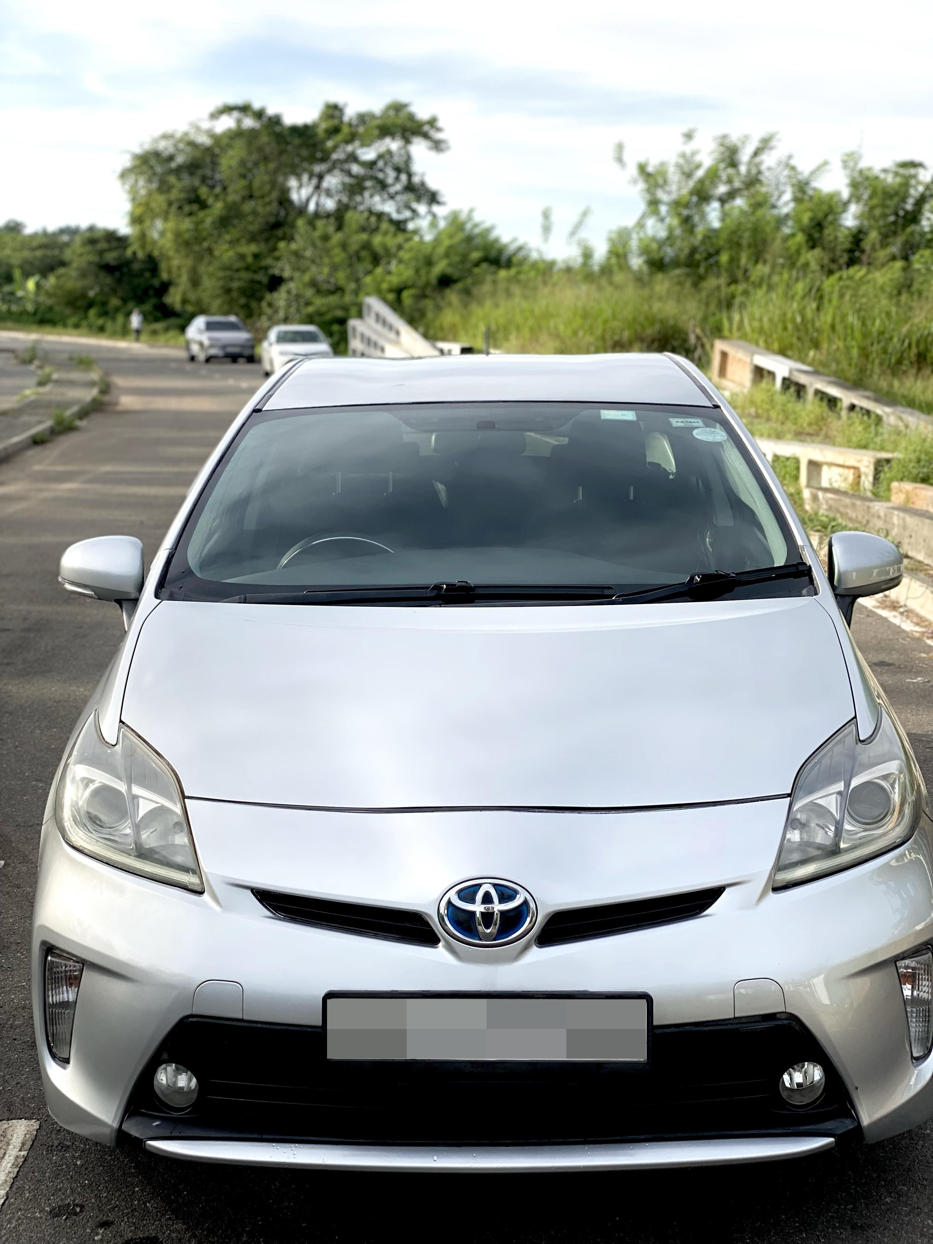 Toyota Prius 2012 - Used Car sale in Sri Lanka - patpat.lk