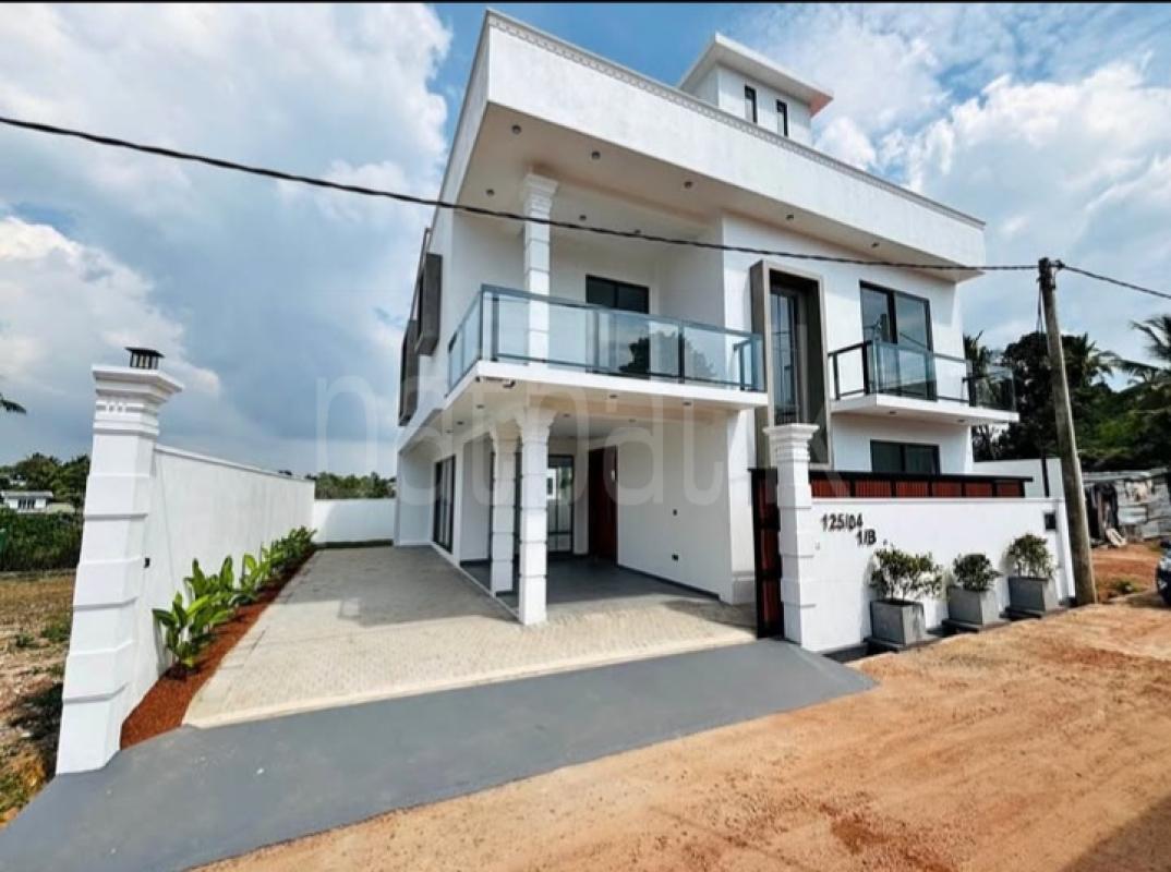 House for Sale in Ragama ads-image-1