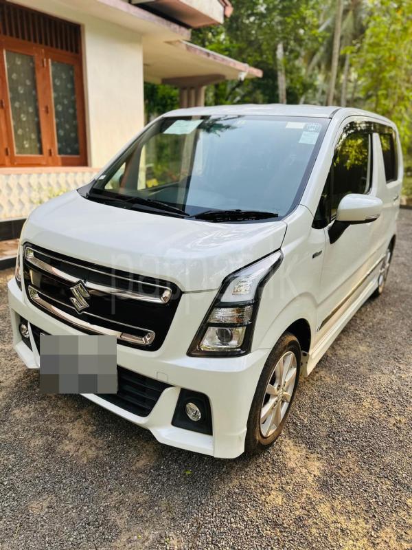 Suzuki Wagon R 2018 - භාවිතා කරන ලද කාර් sale in Sri Lanka - patpat.lk