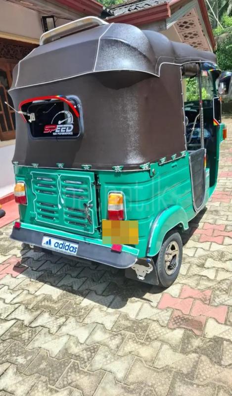 Bajaj 4 stroke 2012 - பயன்படுத்தப்பட்டது முச்சக்கர வண்டி sale in Sri Lanka - patpat.lk