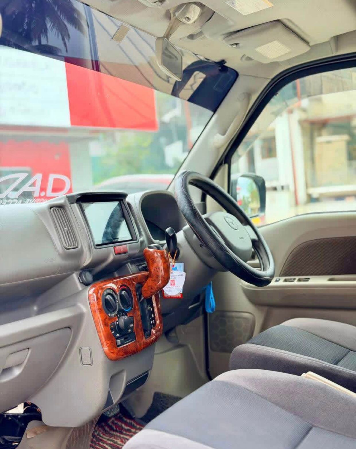 Mazda Scrum 2015 - பயன்படுத்தப்பட்டது வேன் sale in Sri Lanka - patpat.lk