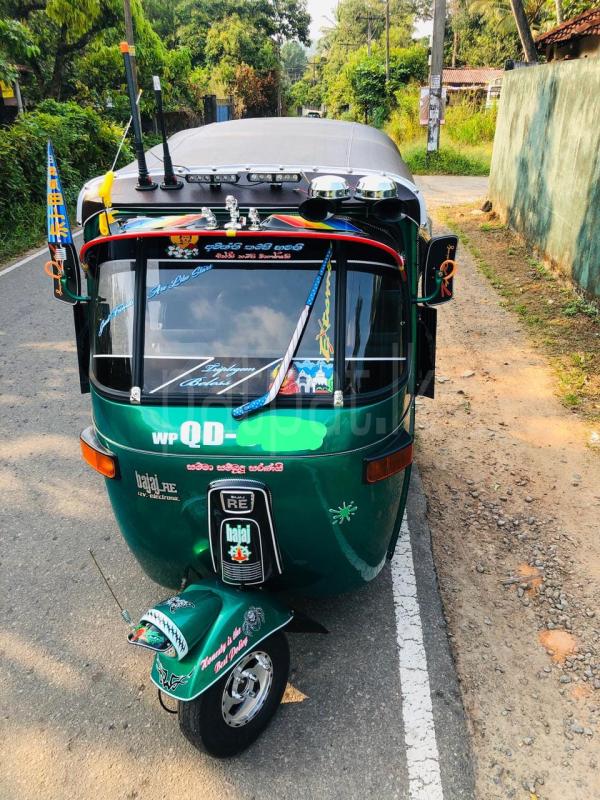Bajaj Three Wheel 2006 - பயன்படுத்தப்பட்டது முச்சக்கர வண்டி sale in Sri Lanka - patpat.lk