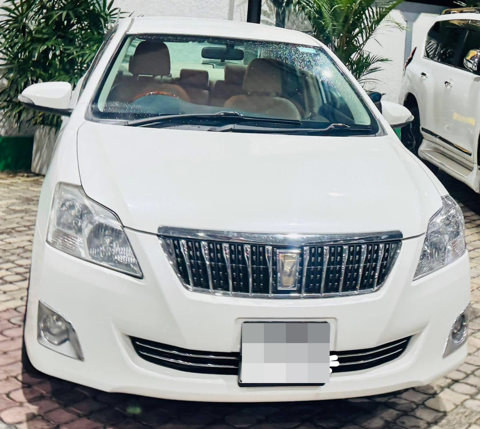 Toyota Premio 2014 - பயன்படுத்தப்பட்டது கார் sale in Sri Lanka - patpat.lk