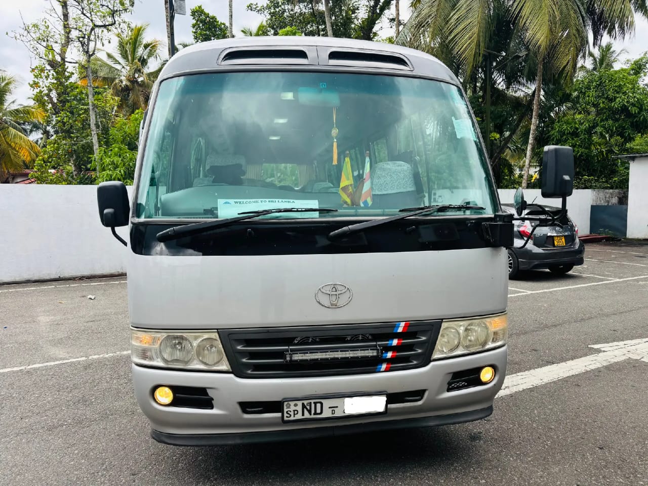 Toyota Coaster 2010 ads-image-1