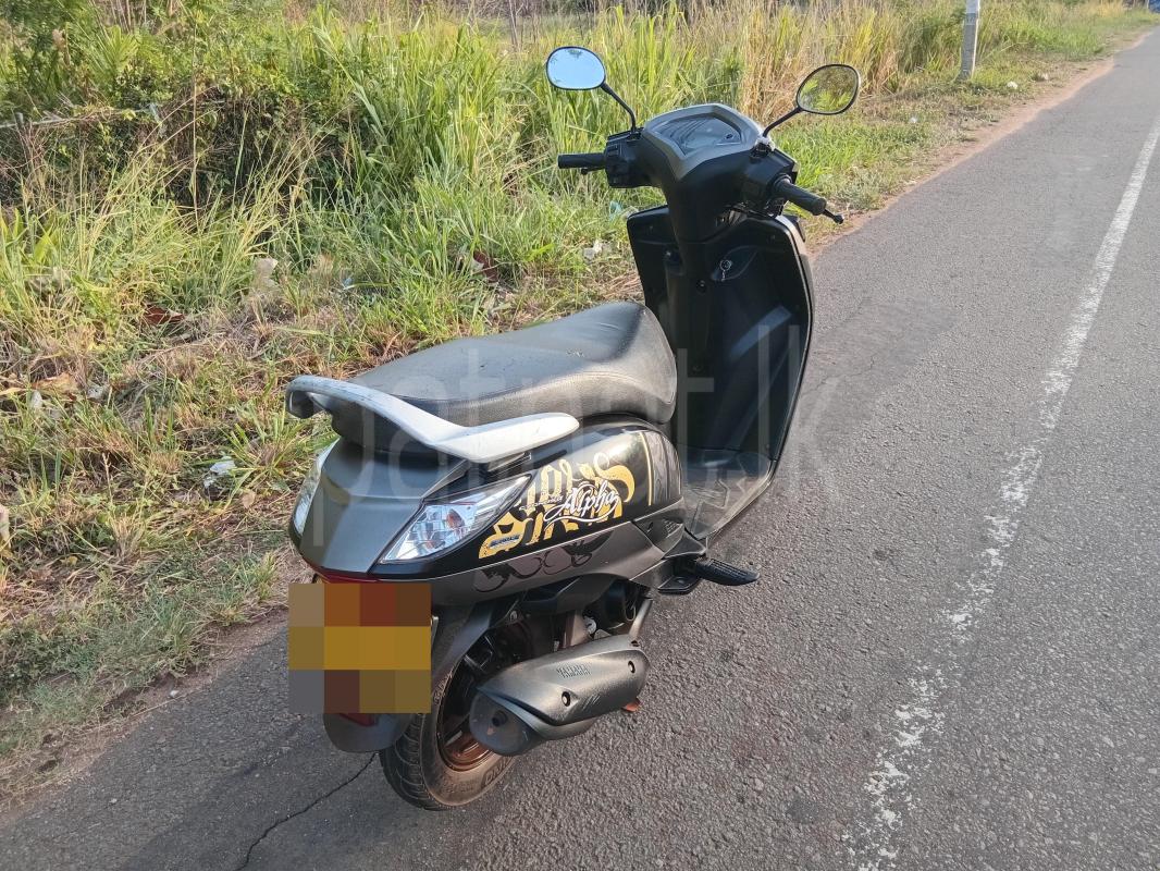 Advertisement image 6