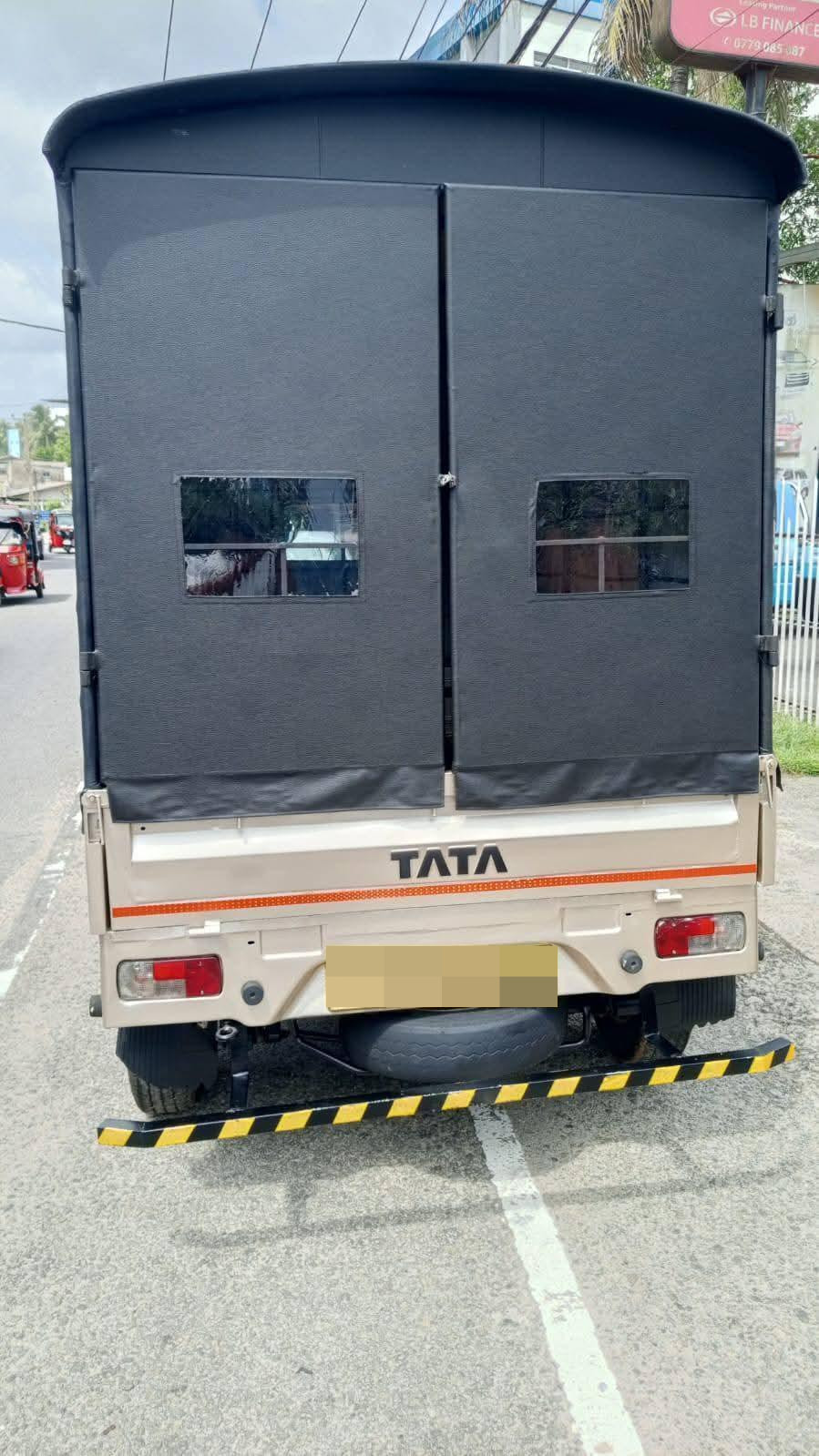 Tata EX 2016 - Used Truck sale in Sri Lanka - patpat.lk