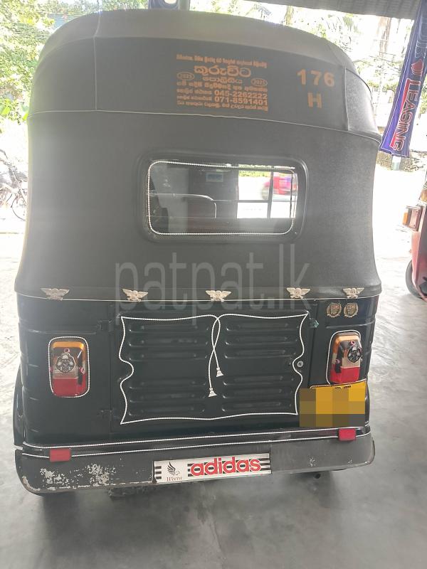 Bajaj 2 stroke 2006 - பயன்படுத்தப்பட்டது முச்சக்கர வண்டி sale in Sri Lanka - patpat.lk