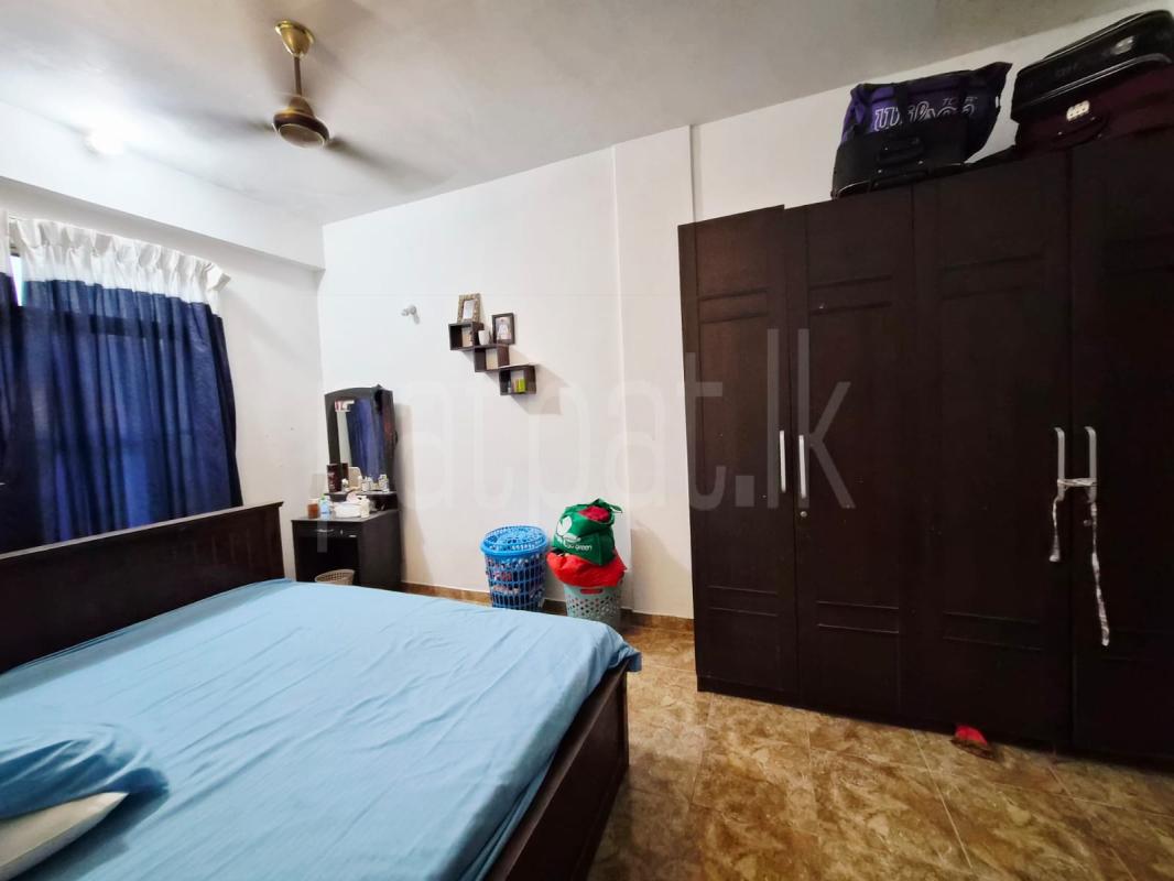 Unfurnished Apartment for Sale in Wellawatta (Colombo 06)